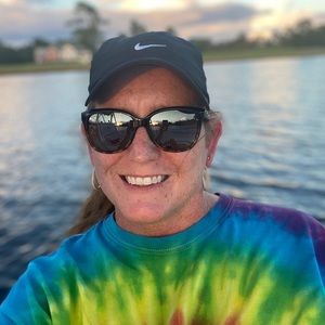 Meet your Posher, Suzanne